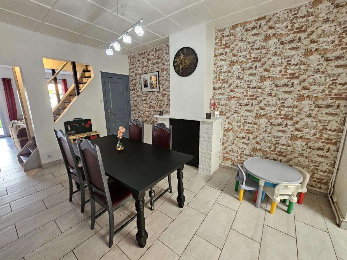 Maison Familiale, 3 Chambres, Jardin Et Parking Prive Montigny-en-Gohelle Exterior photo